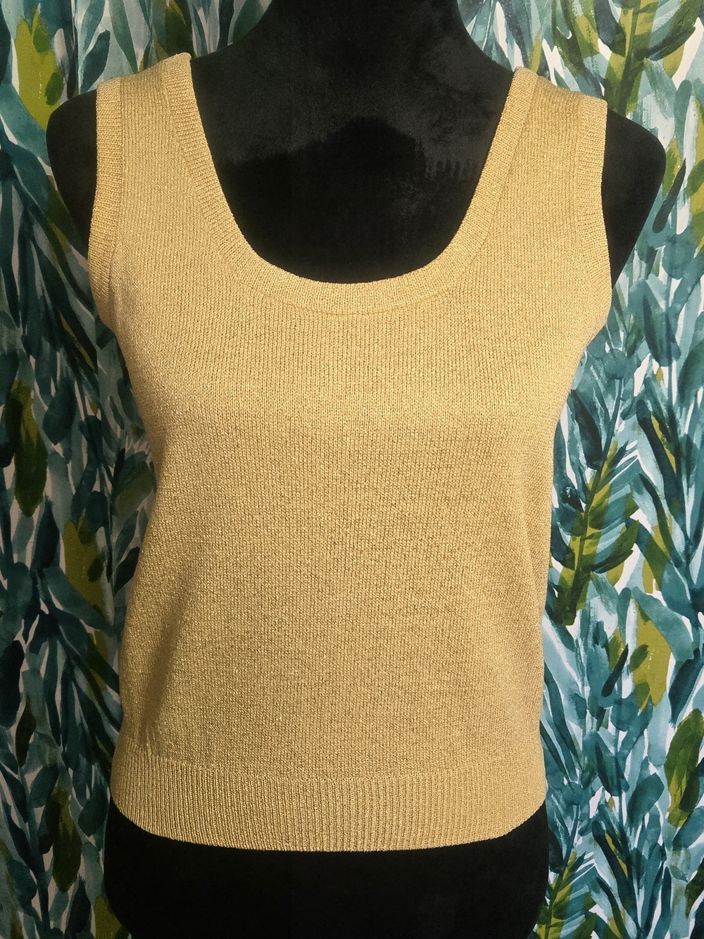 St. John Basics Vintage Gold Metallic Shimmer Santana Knit Tank Top